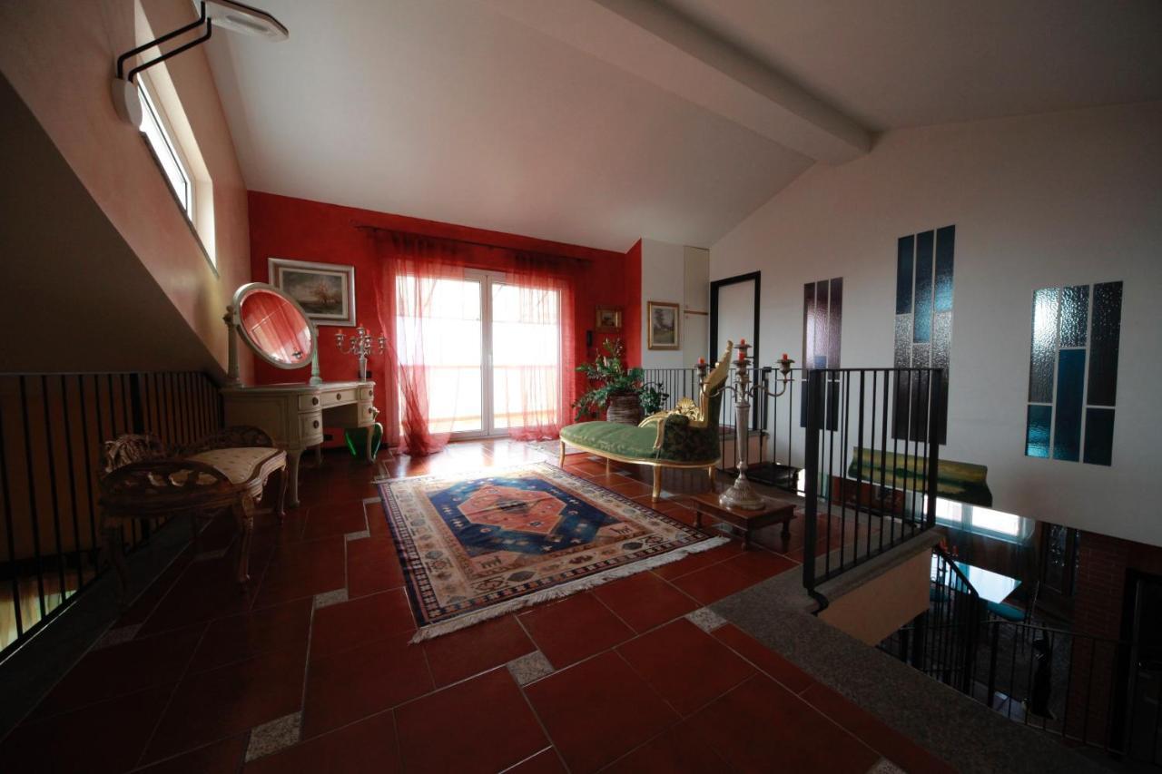 Villa Buzzi Besozzo Exteriör bild