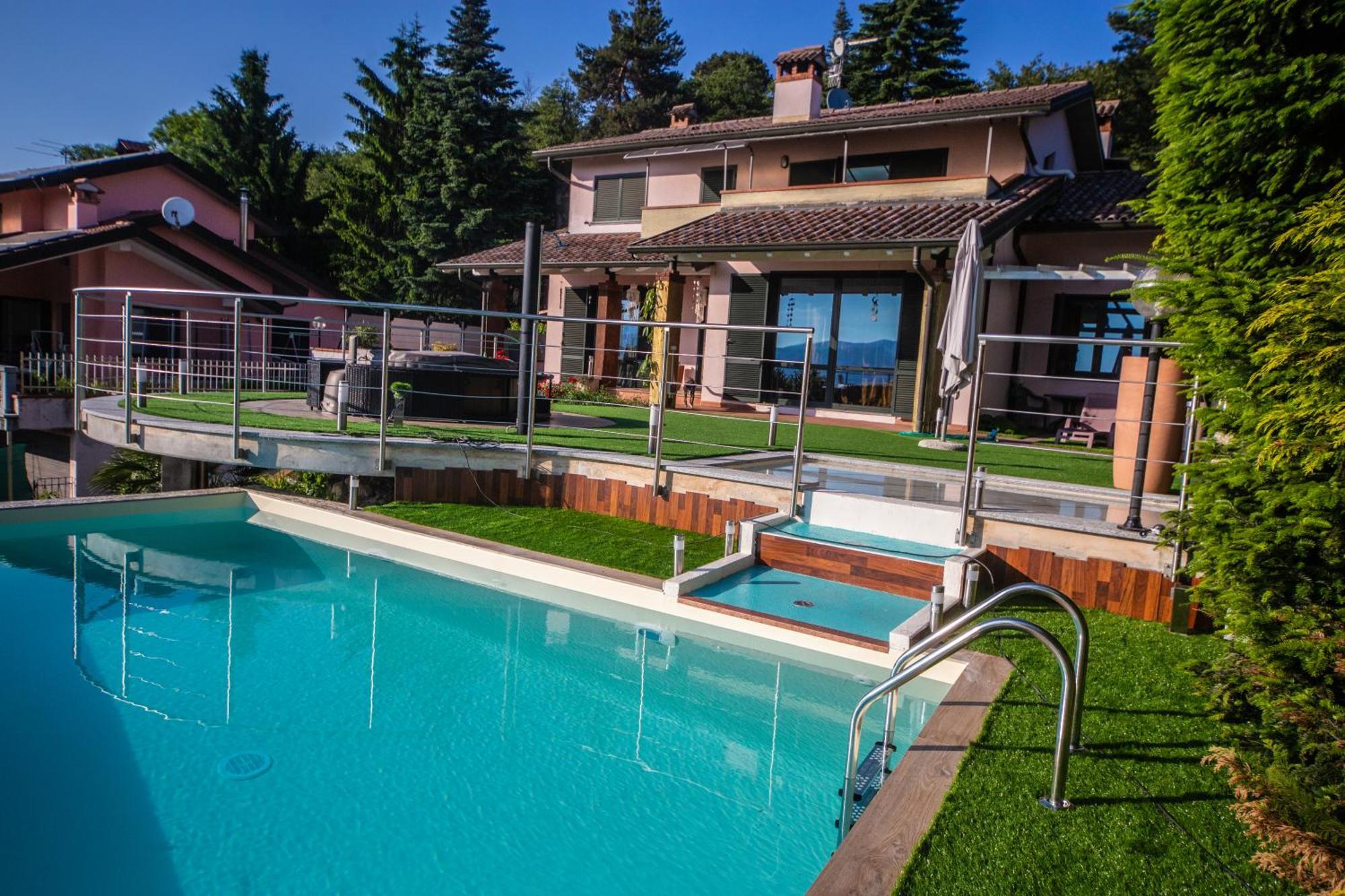 Villa Buzzi Besozzo Rum bild